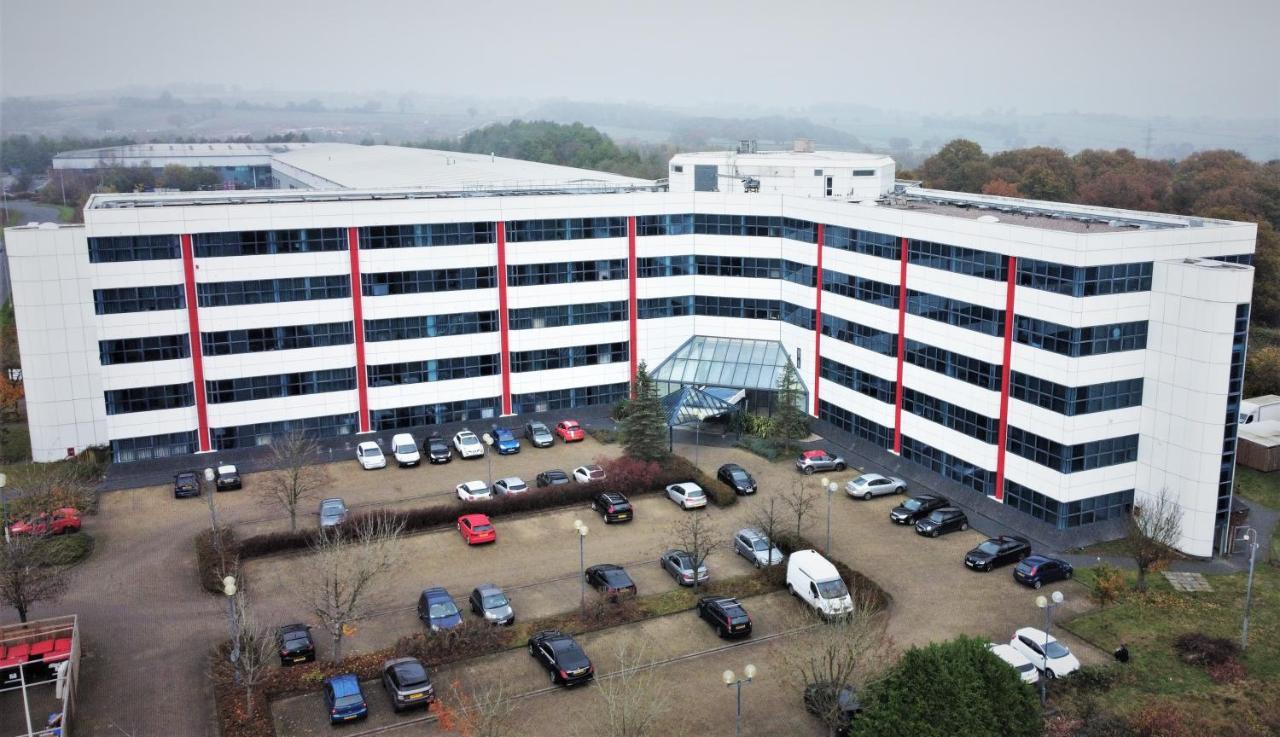 טלפורד Sapphire House Apartments מראה חיצוני תמונה
