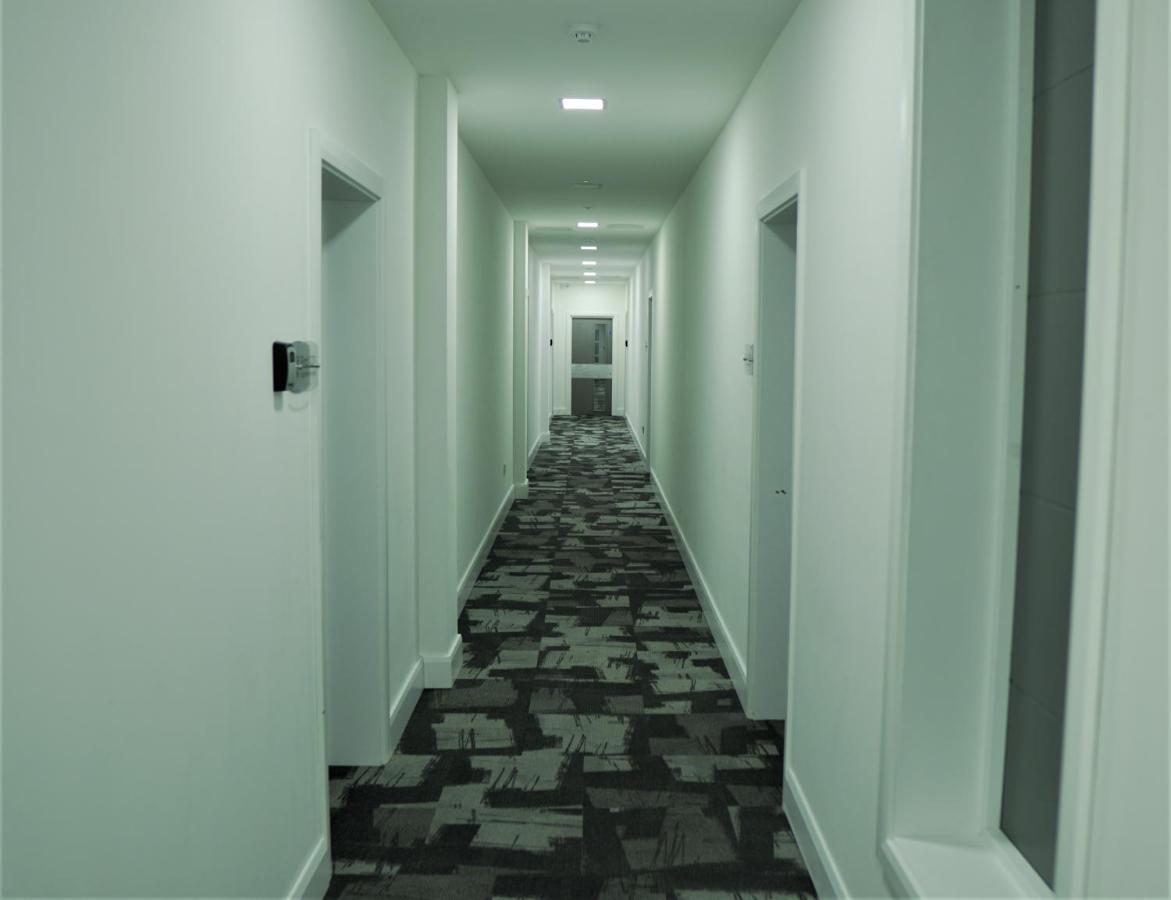 טלפורד Sapphire House Apartments מראה חיצוני תמונה