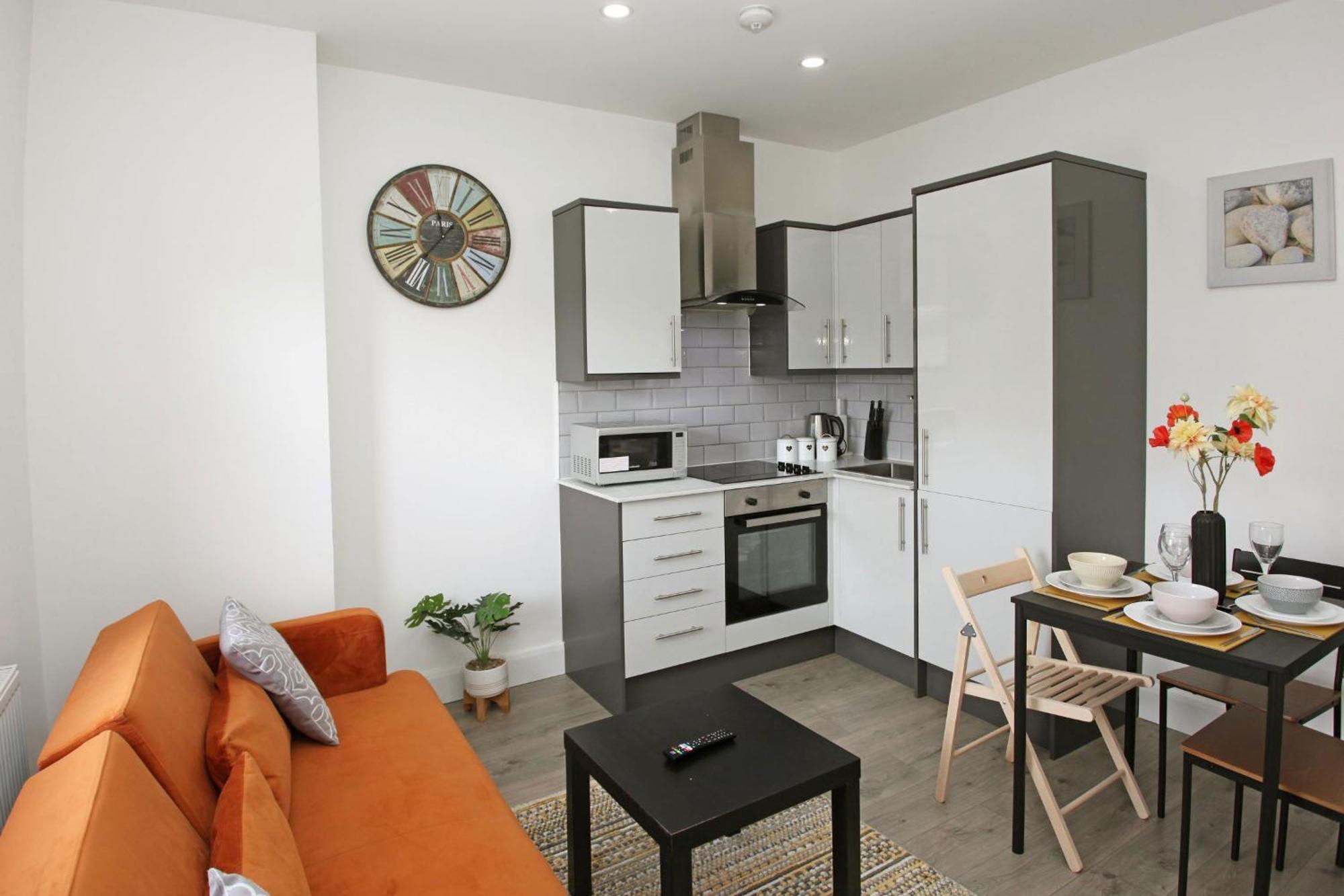 טלפורד Sapphire House Apartments מראה חיצוני תמונה