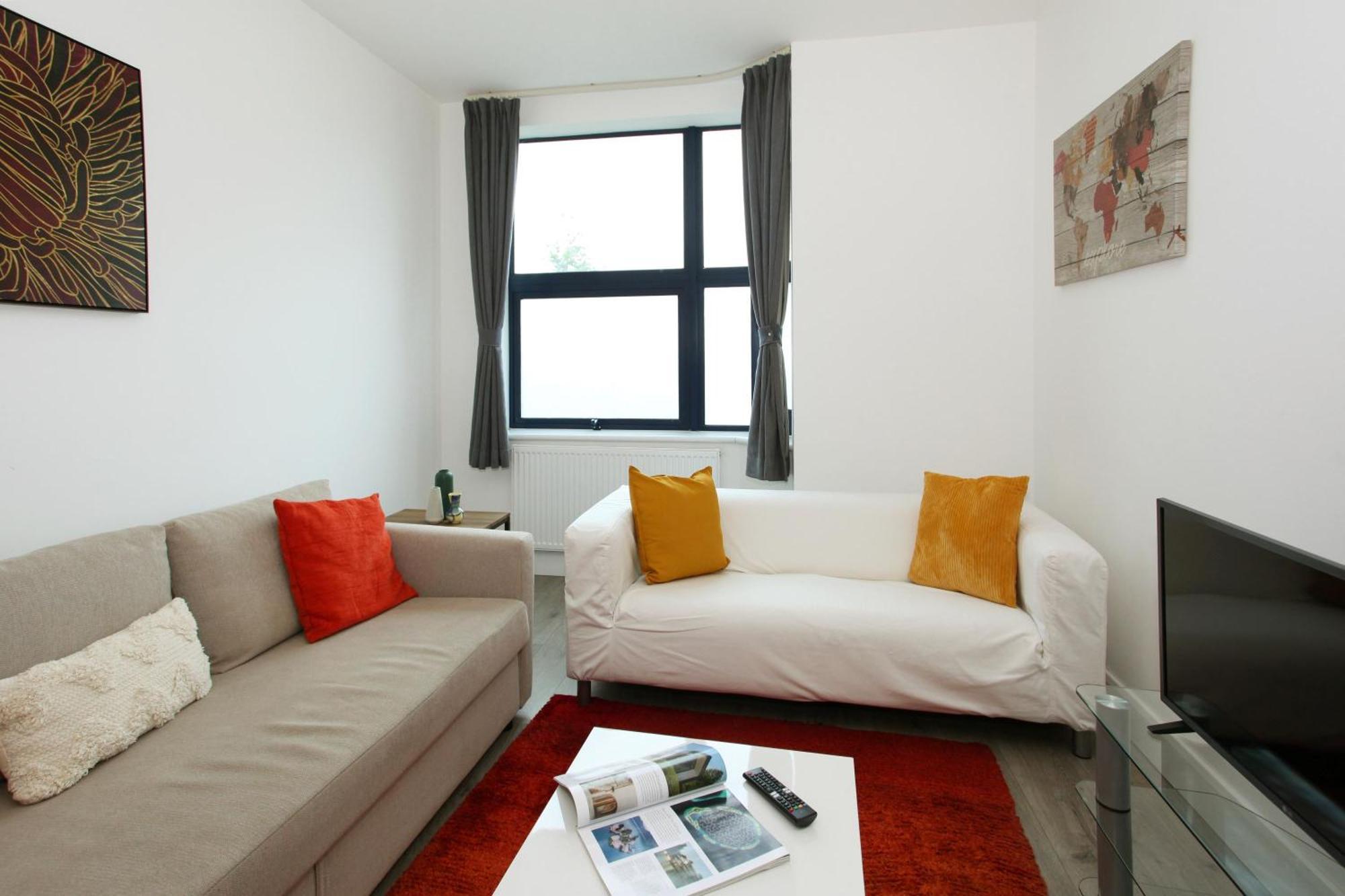 טלפורד Sapphire House Apartments מראה חיצוני תמונה